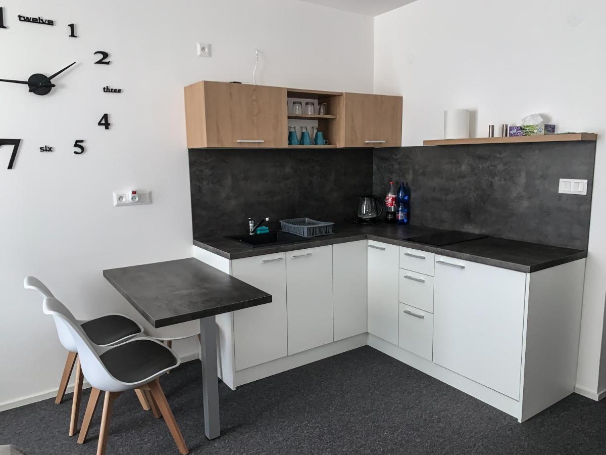 Apartman J&J Bešeňová Buitenkant foto